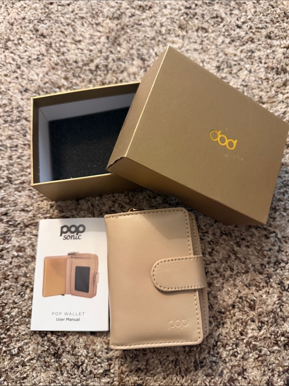 Pop Sonic Wallet